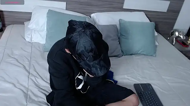 liiamthompson - Liiamthompson's free webcam