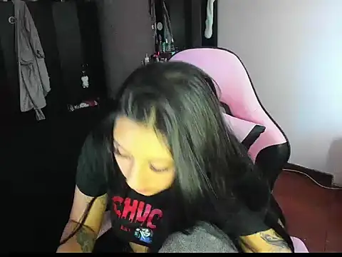 sofii_1219 - Sofii_1219's free webcam