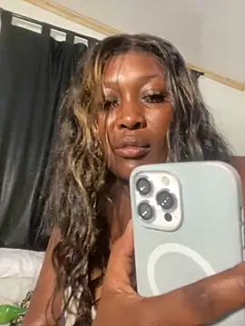 Cardiebae89 live sex cam