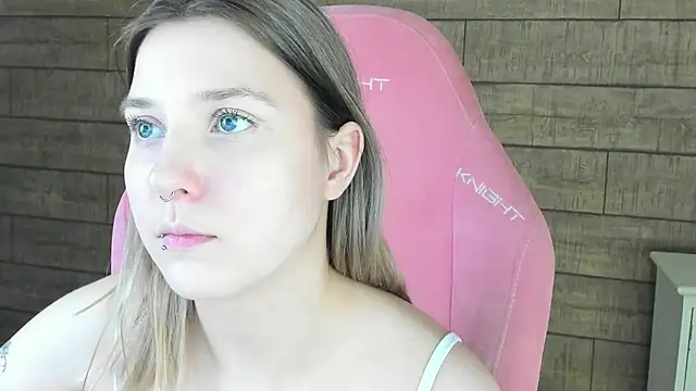 TinnaBurton live sex cam