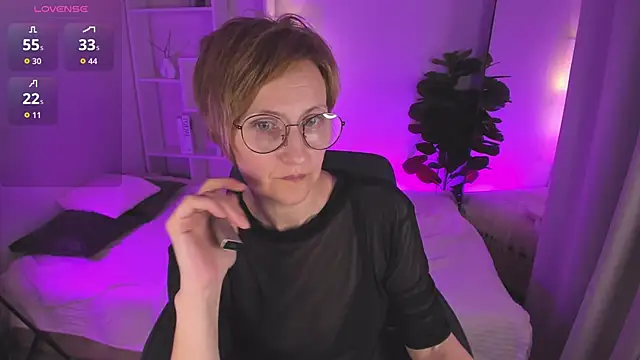 Paris_Cherry live sex cam