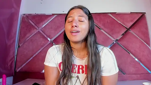 soltully - SolTully's free webcam