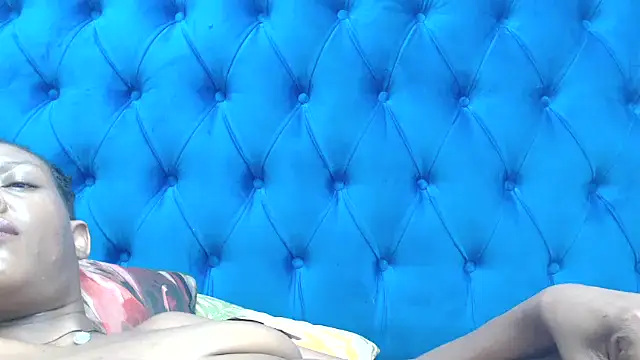 spicyqueenxxxx - SpicyQueenxxxx's free webcam