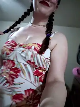 live video cam chat LaylaLucis