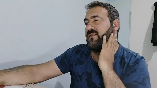 mio_jaks - Mio_jaks's free webcam - UK Sex Cams