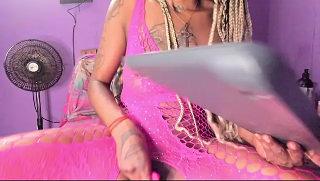 SEXY-BUNNY13 live sex cam