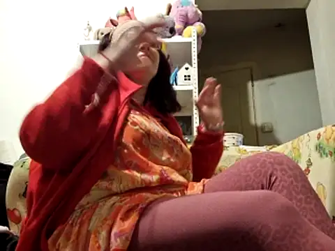 samantha_squirt@xh (Ask my age) - Show Big Soft Boobs / Arata Sanii Tai