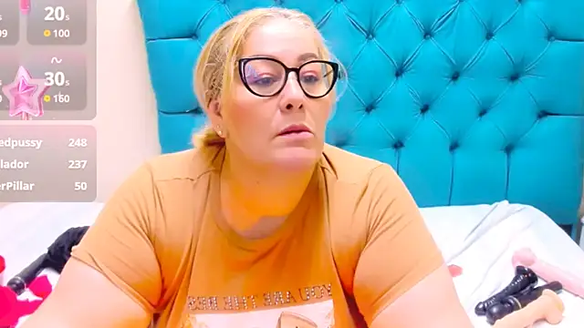 Live sex cam of Nayla_Garner