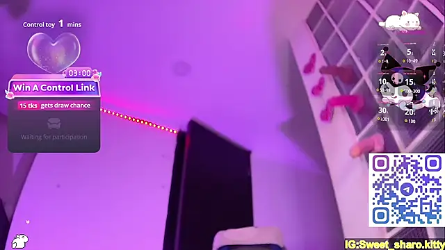 Sweet-SharoKitty live sex cam