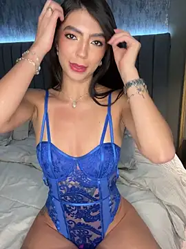 Ninaa_Rosee webcam
