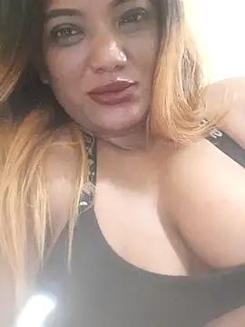 indianpleasure300 - Indianpleasure300's free webcam - UK Sex Cams