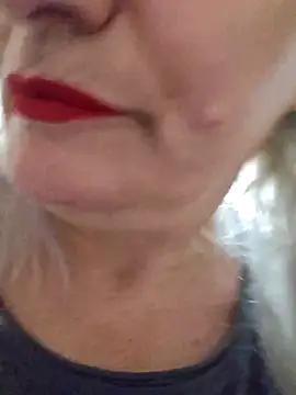 ladytouch - LadyTouch's free webcam - UK Sex Cams