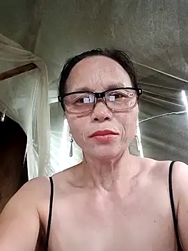 tina6886 - Tina6886's free webcam - UK Sex Cams