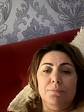 emma_roqueen - Emma_roqueen's free webcam - UK Sex Cams