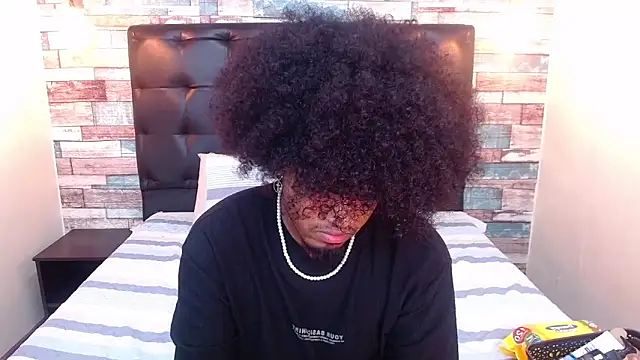 JaicobRuneer live sex cam