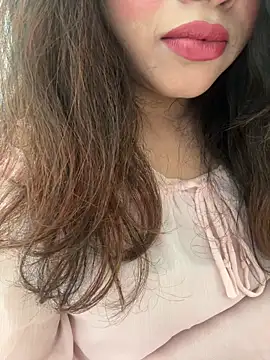 Webcam Model (riya_sharma11)  is live.Free join now!