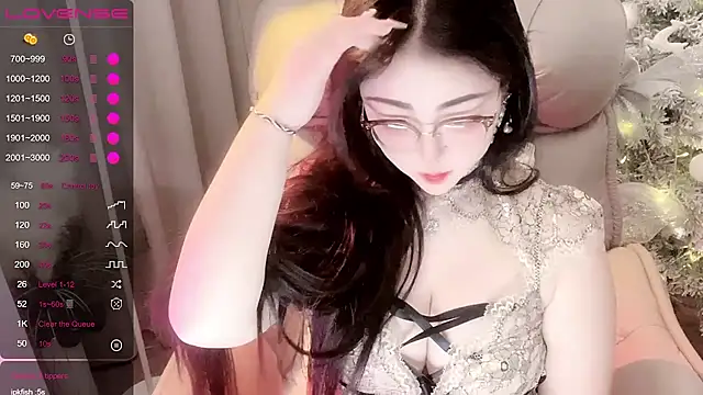 monica-666888- (F milf) - May luck be with you in all the countles