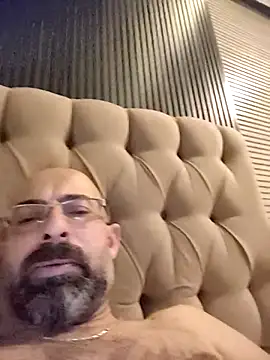 dangerx45 (Ask my age) - #balds #cam2cam #cheapest-privates #cock-rating #cuckold #dirty-talk #ejaculation #flashing #handjob #humiliation #jerk-off-instruction #masturbation #medium #mobile #orgasm #sexting #small-audience #smoking #straight #white