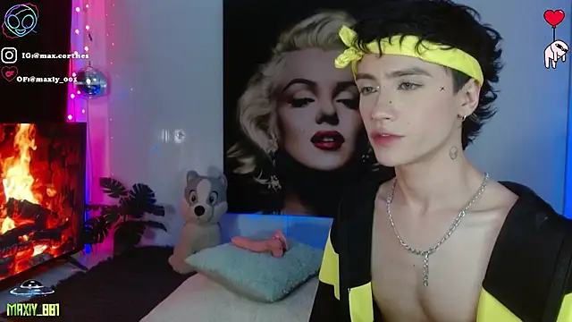 maxiy_001 live sex cam