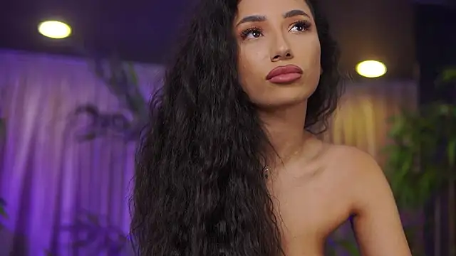 ginavalentinna (F young) - Slip some fingers in