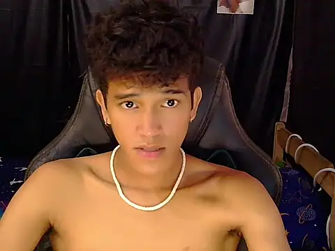 hugekenbigcock (M twink) - cum with me