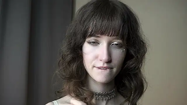 dellaleck (F teen) - Tease my shorts very sexy