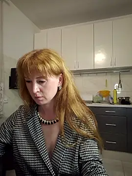 lanabananaa_ - LanaBananaa_'s free webcam - UK Sex Cams