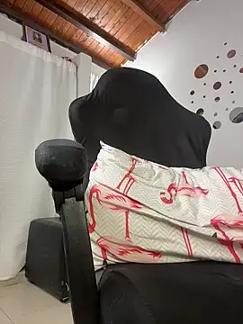 Miss-Abbii live sex cam