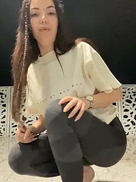 sabrinadellyn - SabrinaDellyn's free webcam - UK Sex Cams