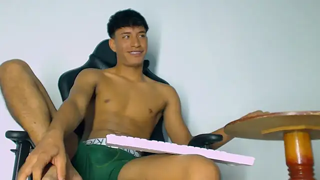 matteo_rivas live sex cam