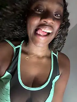 EscorpiLeoncita webcam