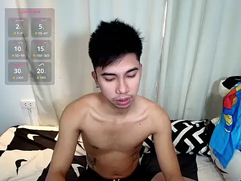 Ur_pinoyhotbrix webcam