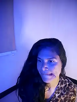 Webcam Model (_aish_a)  is live.Free join now!