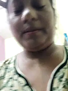 Webcam Model (yamini1431)  is live.Free join now!