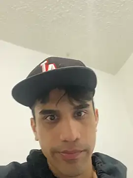 Camachito332's live cam