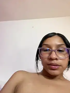 Webcam Model (Danny_gonza)  is live.Free join now!