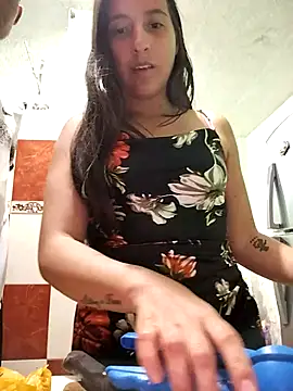 MaskedLatinaX webcam