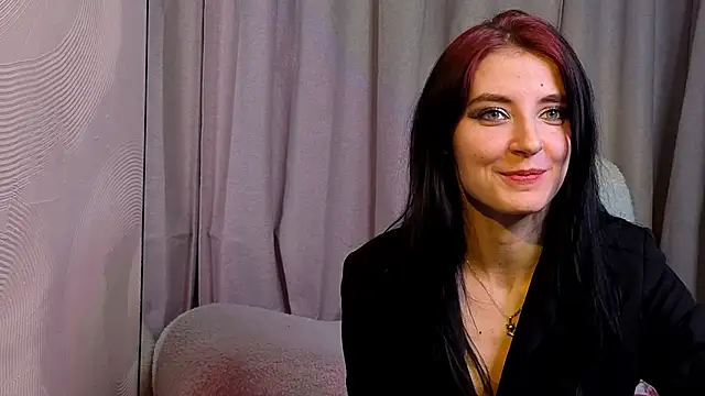 nicoleluxe - NicoleLuxe's free webcam - UK Sex Cams