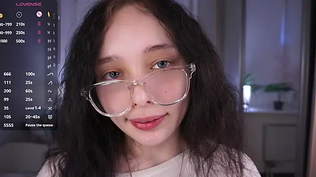 hannahayles (F teen) - spit on the tits