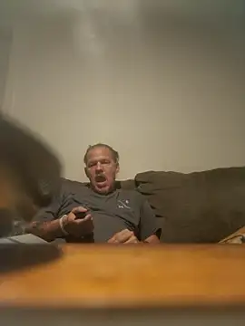 yourMasterisBored webcam