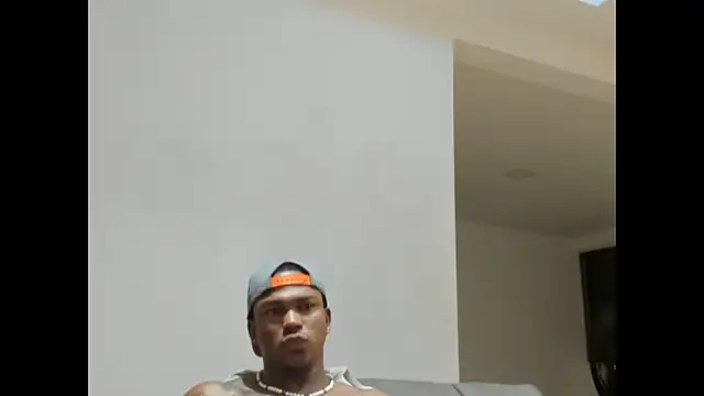 troykhalil - Troykhalil's free webcam - UK Sex Cams