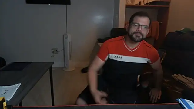 Zander823 live sex cam