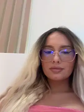 mollyxxx (F young) - Cum and squirtt