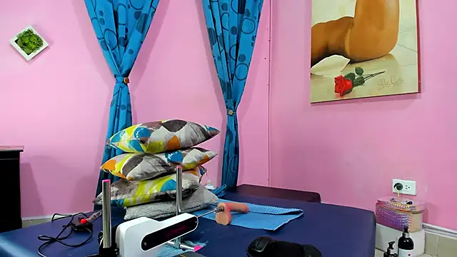 miss--flora live sex cam