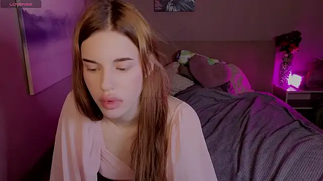 anna_lumina - Anna_Lumina's free webcam - UK Sex Cams