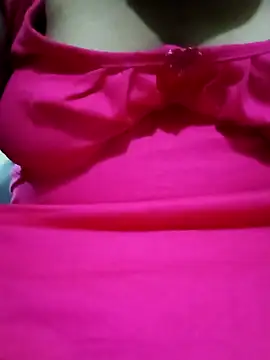 Webcam Model (tamilkaviya431)  is live.Free join now!