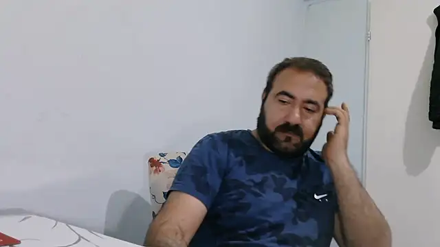 mio_jaks (Ask my age) - Does anyone want sperm? :wanker: