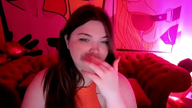 rosiemoons - RosieMoons's free webcam - UK Sex Cams