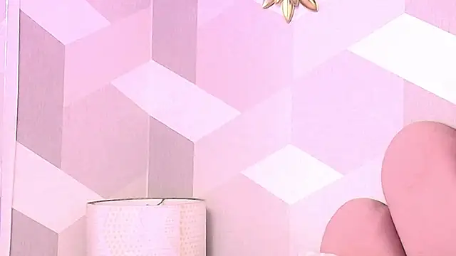 KylieMonnett live sex cam