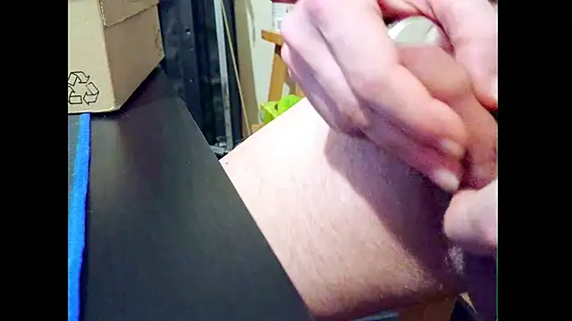 hairyuncut00 (M mature) - CUM TIME SOON